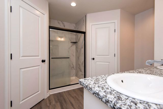 1301 S Mahn Avenue, Springfield, MO 65802