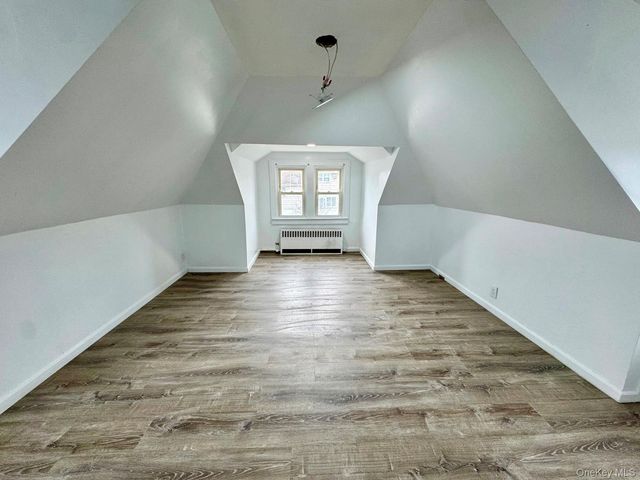 10 Dorothy Court, Merrick, NY 11566