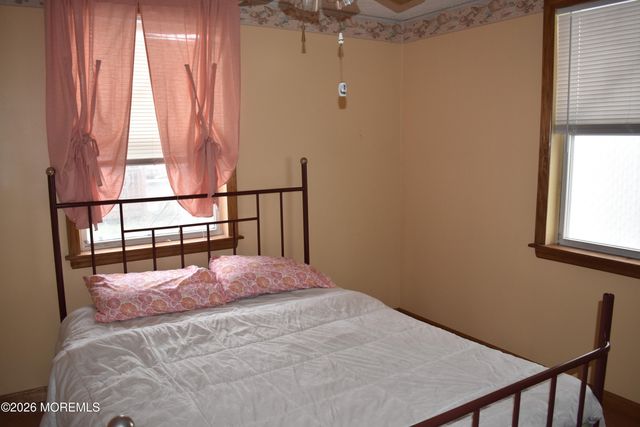 20 W Dory Drive, Little Egg Harbor, NJ 08087