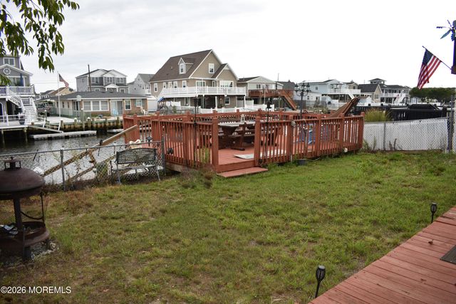 20 W Dory Drive, Little Egg Harbor, NJ 08087