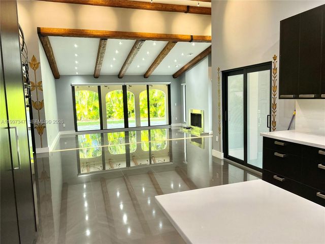 9331 NW 48th Doral Ter 0, Doral, FL 33178