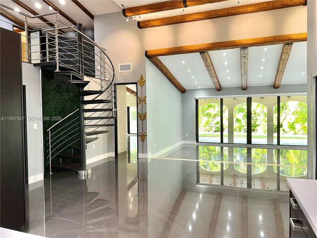 9331 NW 48th Doral Ter 0, Doral, FL 33178