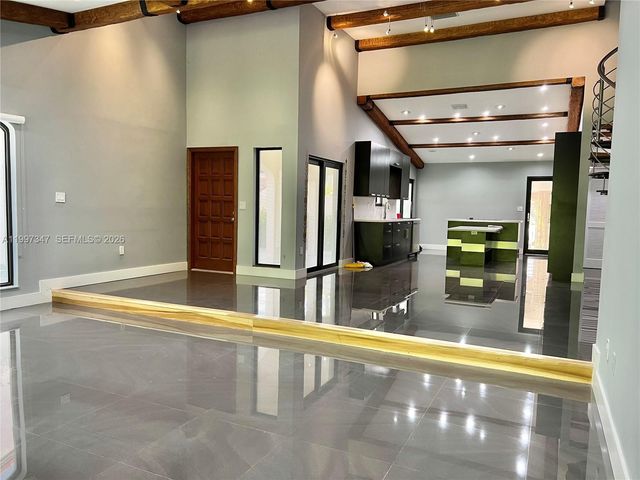 9331 NW 48th Doral Ter 0, Doral, FL 33178