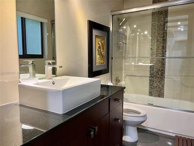 9331 NW 48th Doral Ter 0, Doral, FL 33178