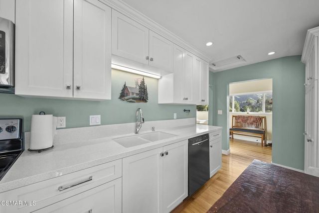 2375 Laguna Circle Drive, Agoura Hills, CA 91301