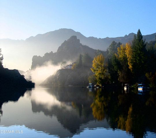 2375 Laguna Circle Drive, Agoura Hills, CA 91301