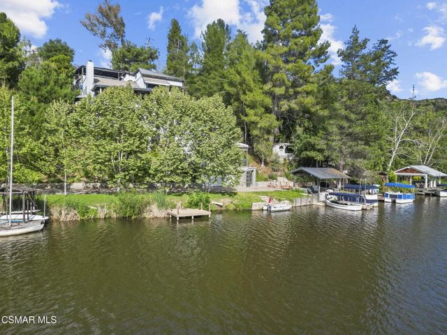 2375 Laguna Circle Drive, Agoura Hills, CA 91301