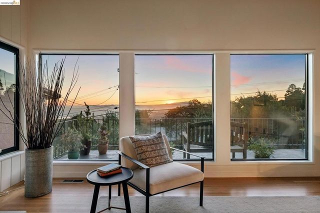 42 Cowper Ave, Kensington, CA 94707