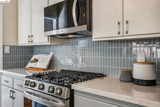 42 Cowper Ave, Kensington, CA 94707