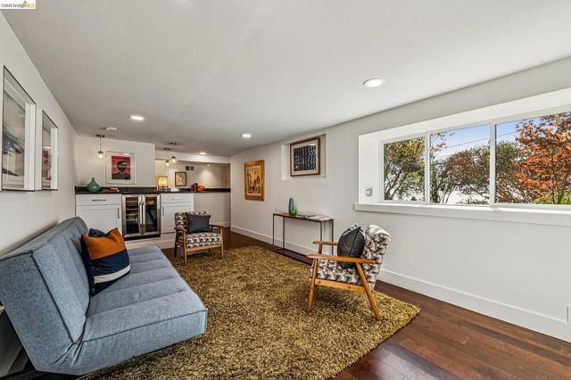 42 Cowper Ave, Kensington, CA 94707