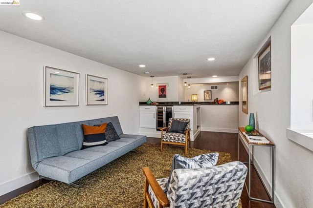 42 Cowper Ave, Kensington, CA 94707