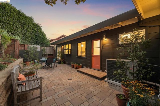 42 Cowper Ave, Kensington, CA 94707