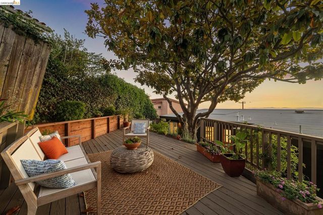 42 Cowper Ave, Kensington, CA 94707