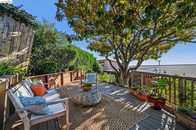 42 Cowper Ave, Kensington, CA 94707