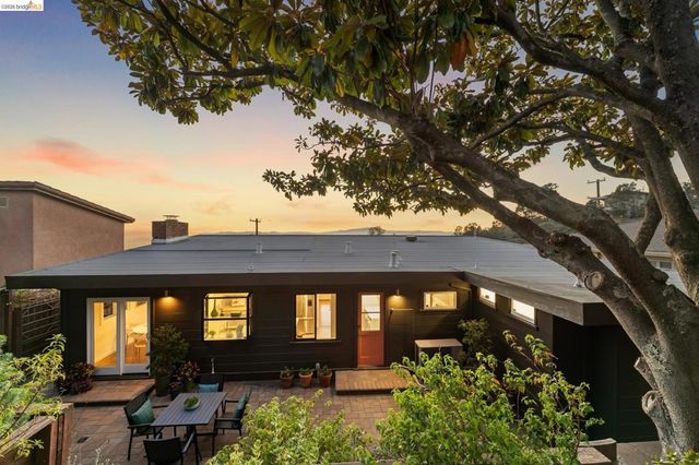 42 Cowper Ave, Kensington, CA 94707