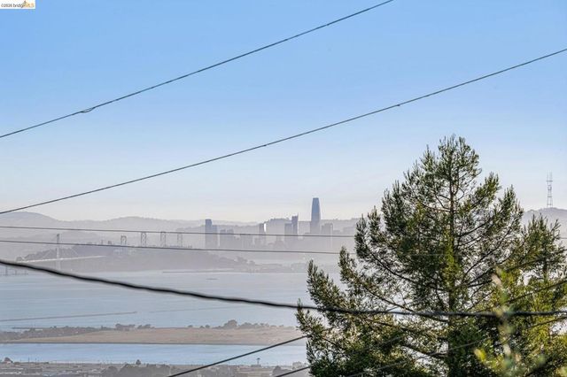 42 Cowper Ave, Kensington, CA 94707
