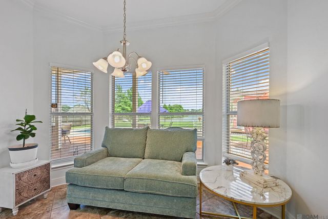 32846 Briar Oak Dr, Walker, LA 70785