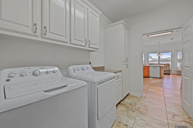 32846 Briar Oak Dr, Walker, LA 70785