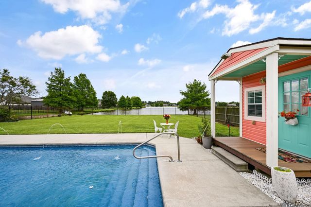 32846 Briar Oak Dr, Walker, LA 70785
