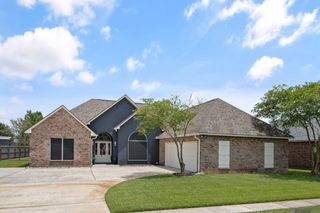 32846 Briar Oak Dr, Walker, LA 70785