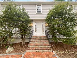 27 Alexander Rd, Hopkinton, MA 01748