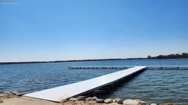 143 E Bay Drive, Walled Lake, MI 48390