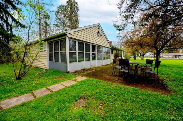 15 South Lane, Evans, NY 14006