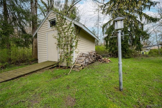 15 South Lane, Evans, NY 14006
