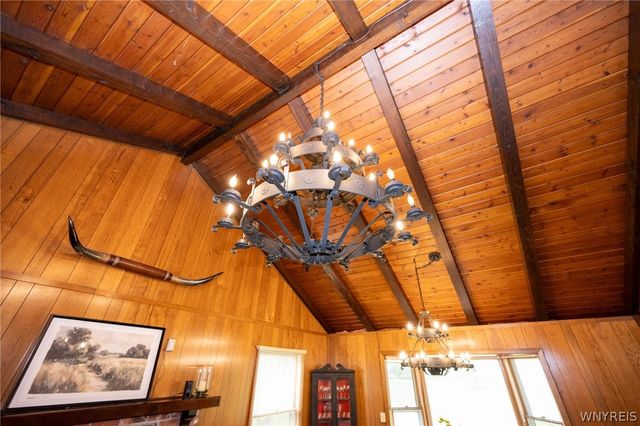 15 South Lane, Evans, NY 14006