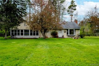 15 South Lane, Evans, NY 14006