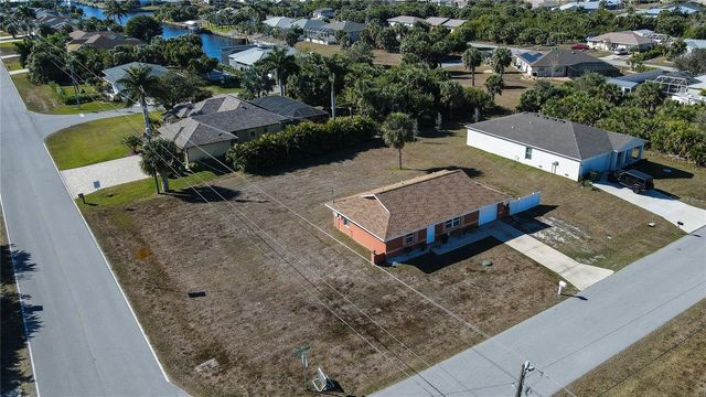 17207 SEASHORE AVENUE, Port Charlotte, FL 33948