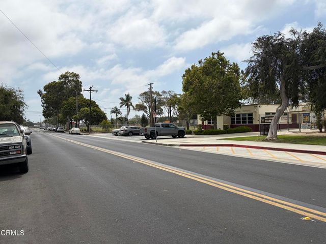 639 641 W Kamala Street, Oxnard, CA 93033