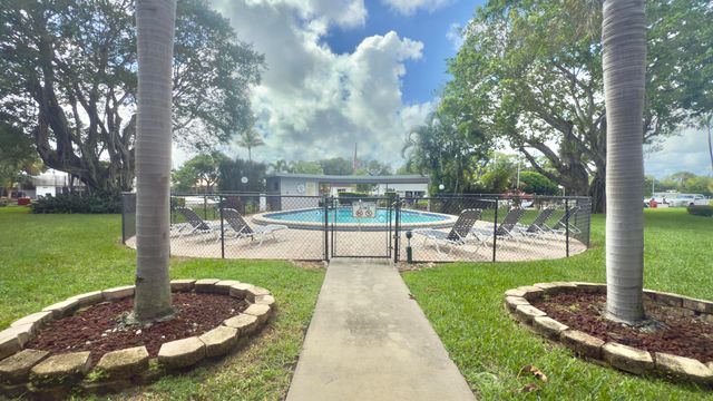 1200 SW 12th Street SW 305, Fort Lauderdale, FL 33315