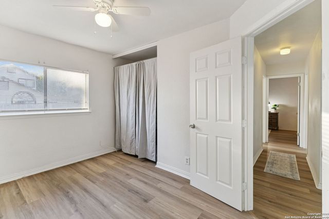 4001 colonial sun, San Antonio, TX 78244