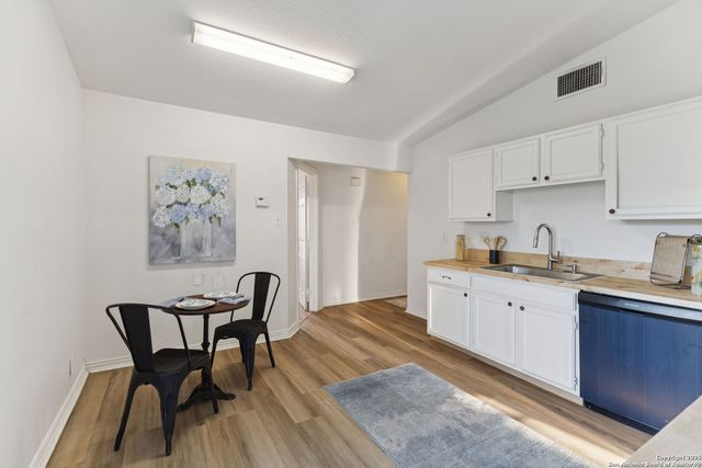 4001 colonial sun, San Antonio, TX 78244