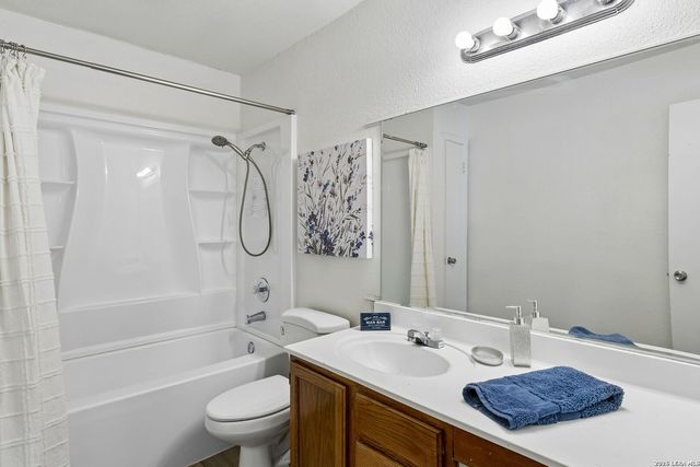 4001 colonial sun, San Antonio, TX 78244