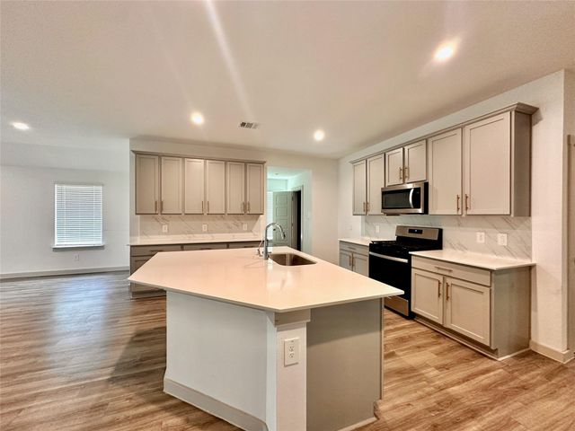 7719 Suffolk Valley Lane, Rosharon, TX 77583