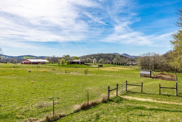 1705 Highway 141, N, Hartsville, TN 37074