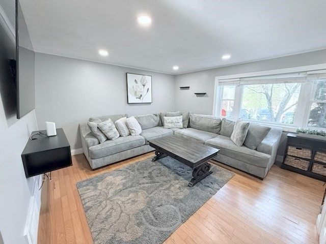 152 E Bacon St D2, Plainville, MA 02762