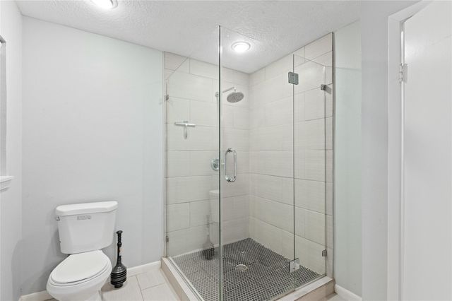 118 E Thornton Road, Houston, TX 77022