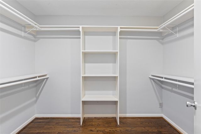 118 E Thornton Road, Houston, TX 77022