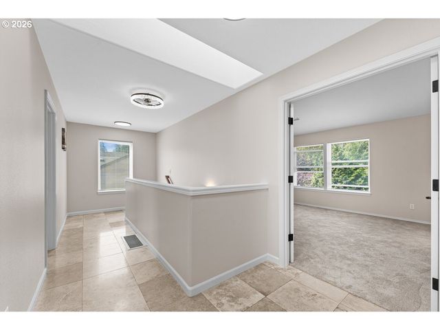 1485 Se IRONWOOD Ln, Gresham, OR 97080
