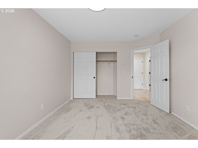 1485 Se IRONWOOD Ln, Gresham, OR 97080