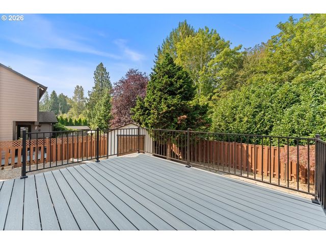 1485 Se IRONWOOD Ln, Gresham, OR 97080