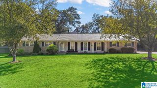 1014 LARKWOOD DRIVE NE, Cullman, AL 35055