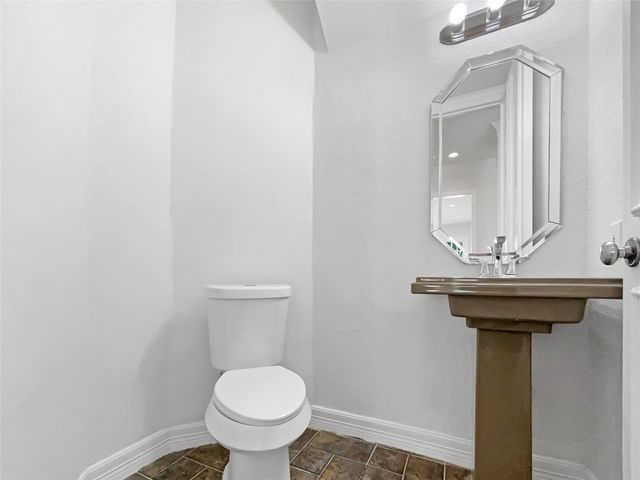 4513 Old Pond Drive, Plano, TX 75024