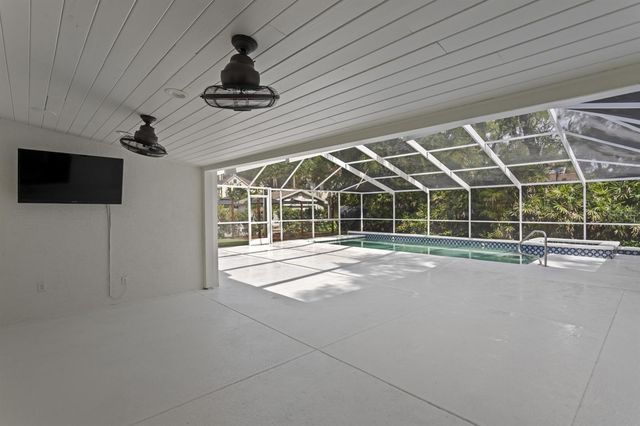 4415 W CLEAR AVENUE, Tampa, FL 33629