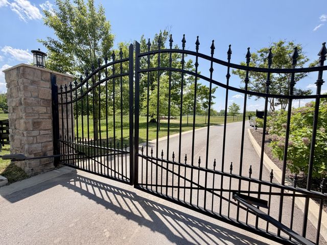 1538 Divine Court, Arrington, TN 37014