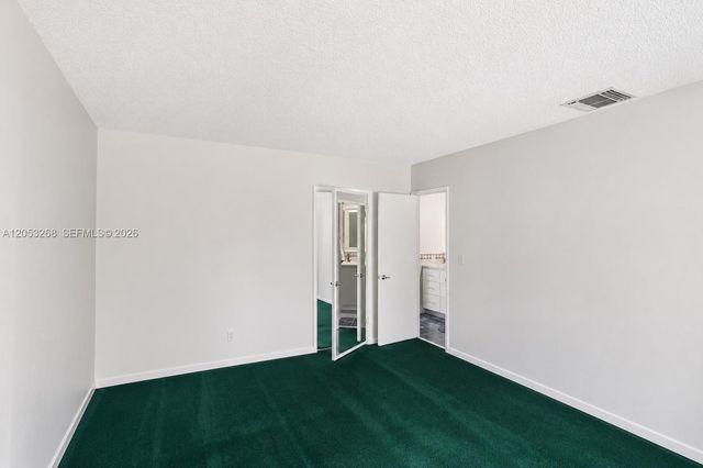 10339 NW 9th St Cir 2-2, Miami, FL 33172