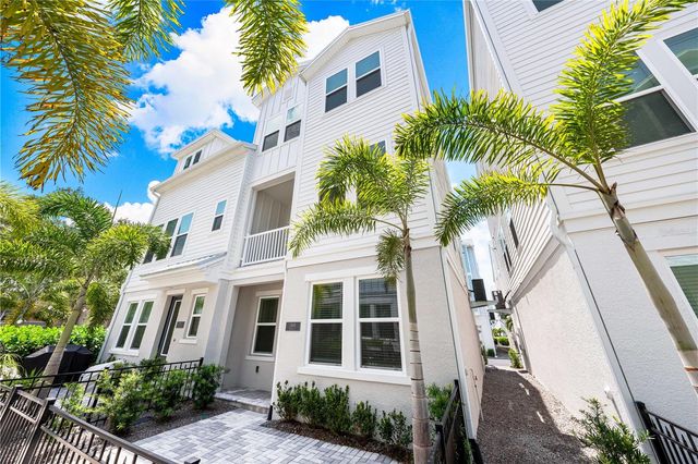 2408 EZZELL COURT, Sarasota, FL 34237